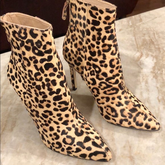 Steve Madden Shoes - Only 1 left!  💕HP💕 NEW - size 7